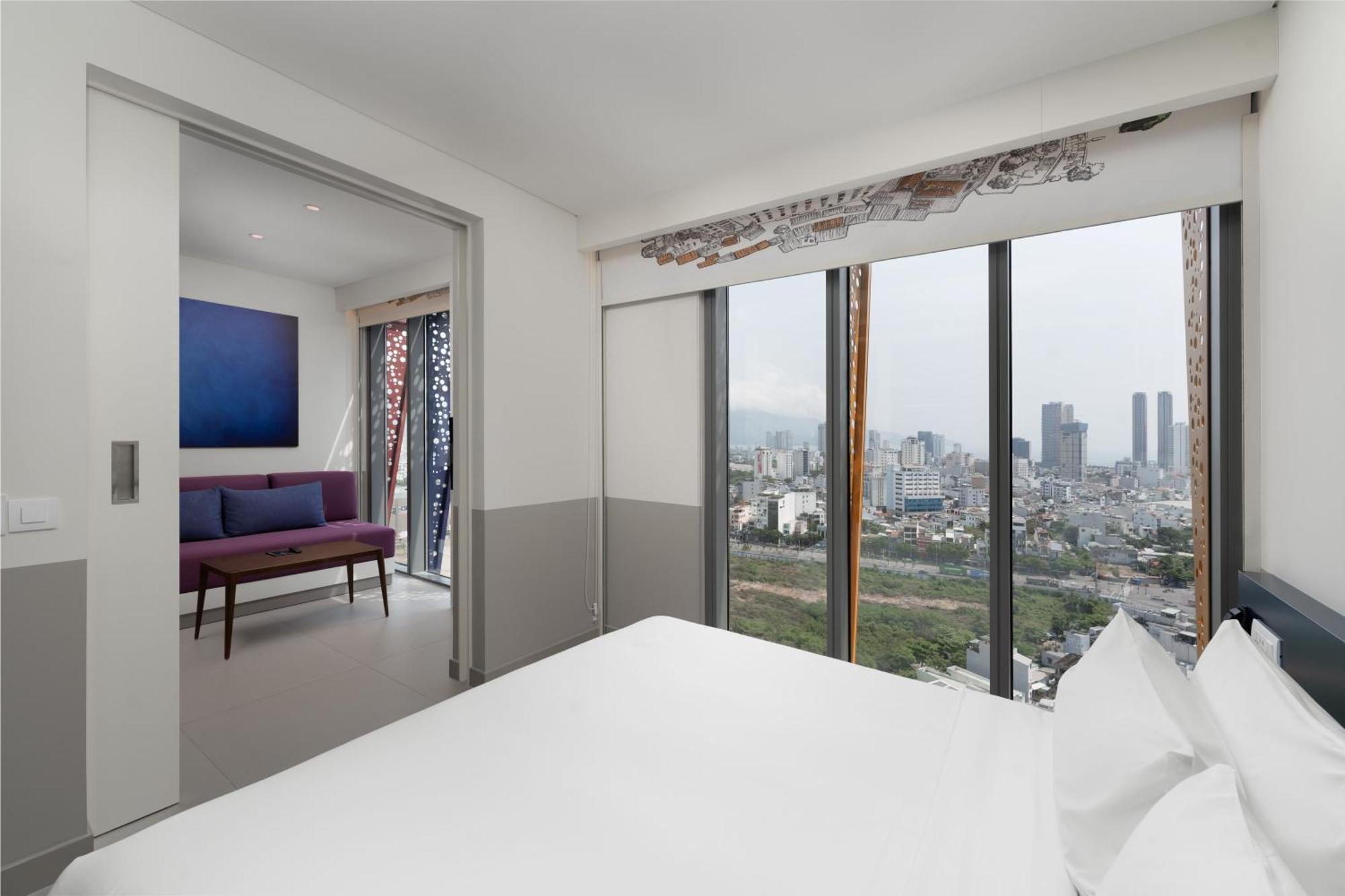 Wink Hotel Can Tho Ninh Kieu Wharf - 24Hrs Stay & Rooftop Pool Bar Екстериор снимка