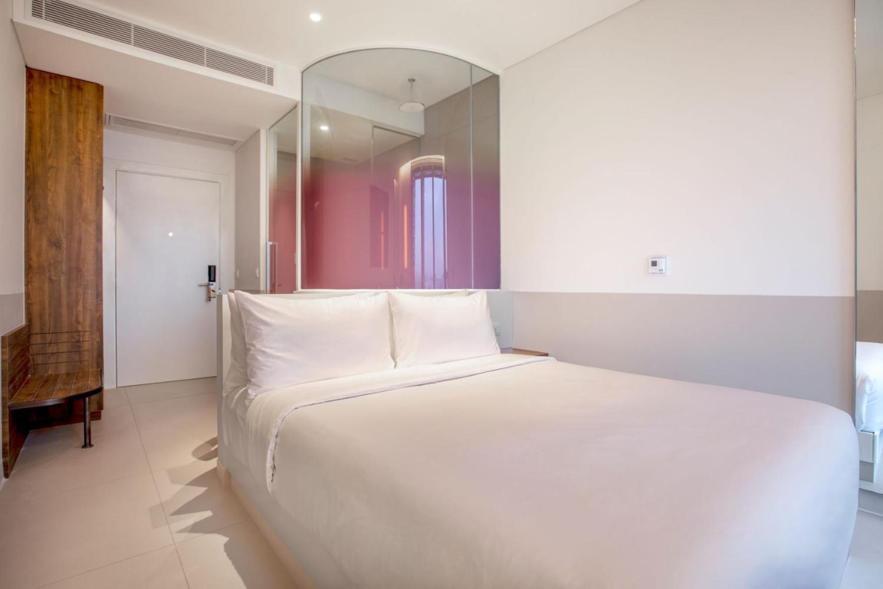 Wink Hotel Can Tho Ninh Kieu Wharf - 24Hrs Stay & Rooftop Pool Bar Екстериор снимка
