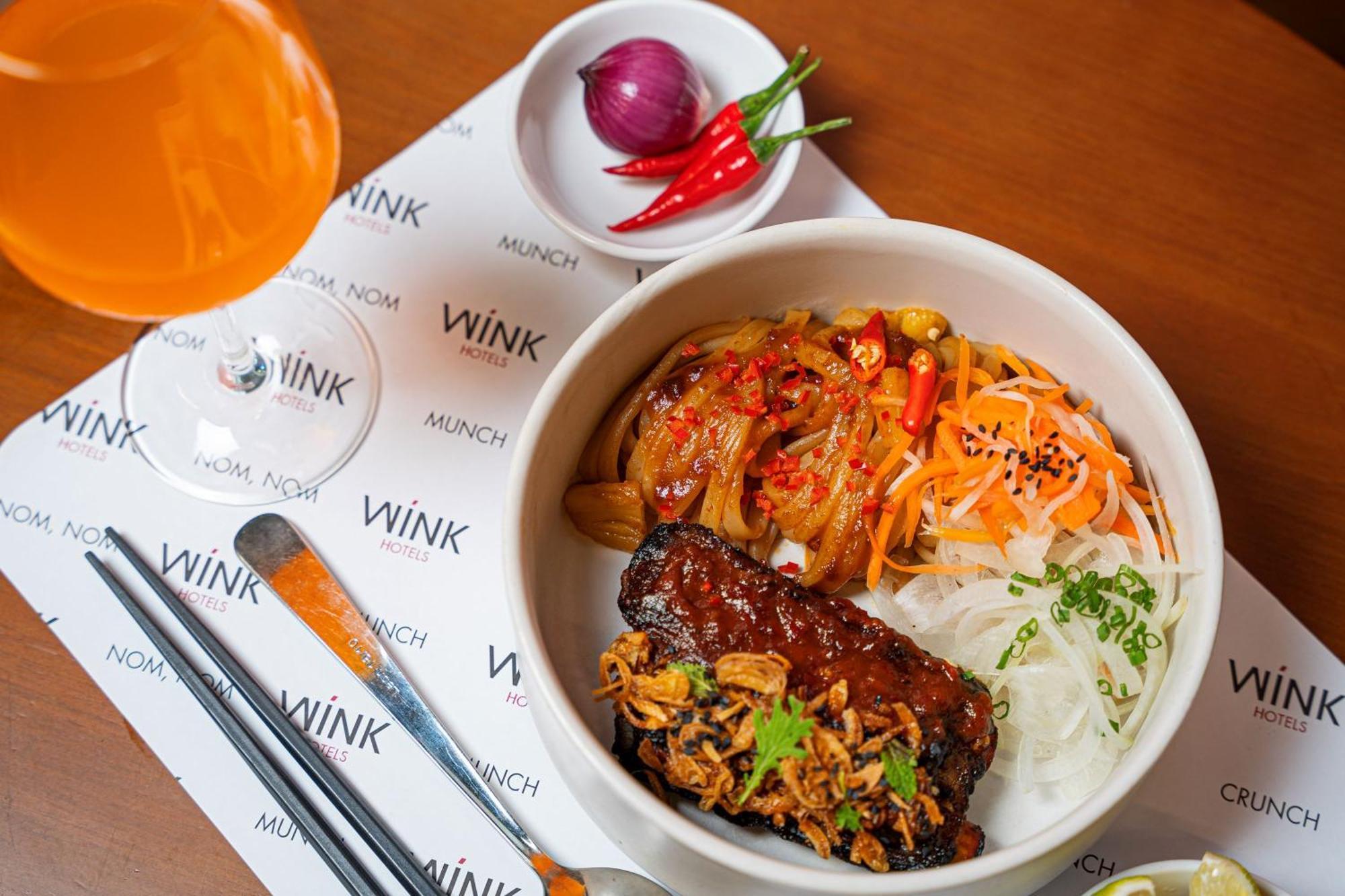 Wink Hotel Can Tho Ninh Kieu Wharf - 24Hrs Stay & Rooftop Pool Bar Екстериор снимка